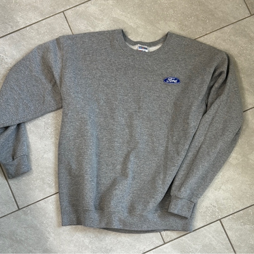 Ford Gray Crewneck Sweatshirt Unisex Large.